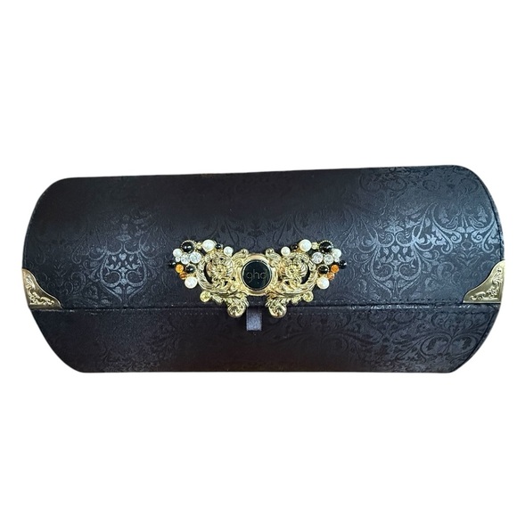 Vintage GHD Storage Box/Cigarette Box Holder/Wig Box
13”long x 7”high x 4.5”deep - Picture 10 of 10